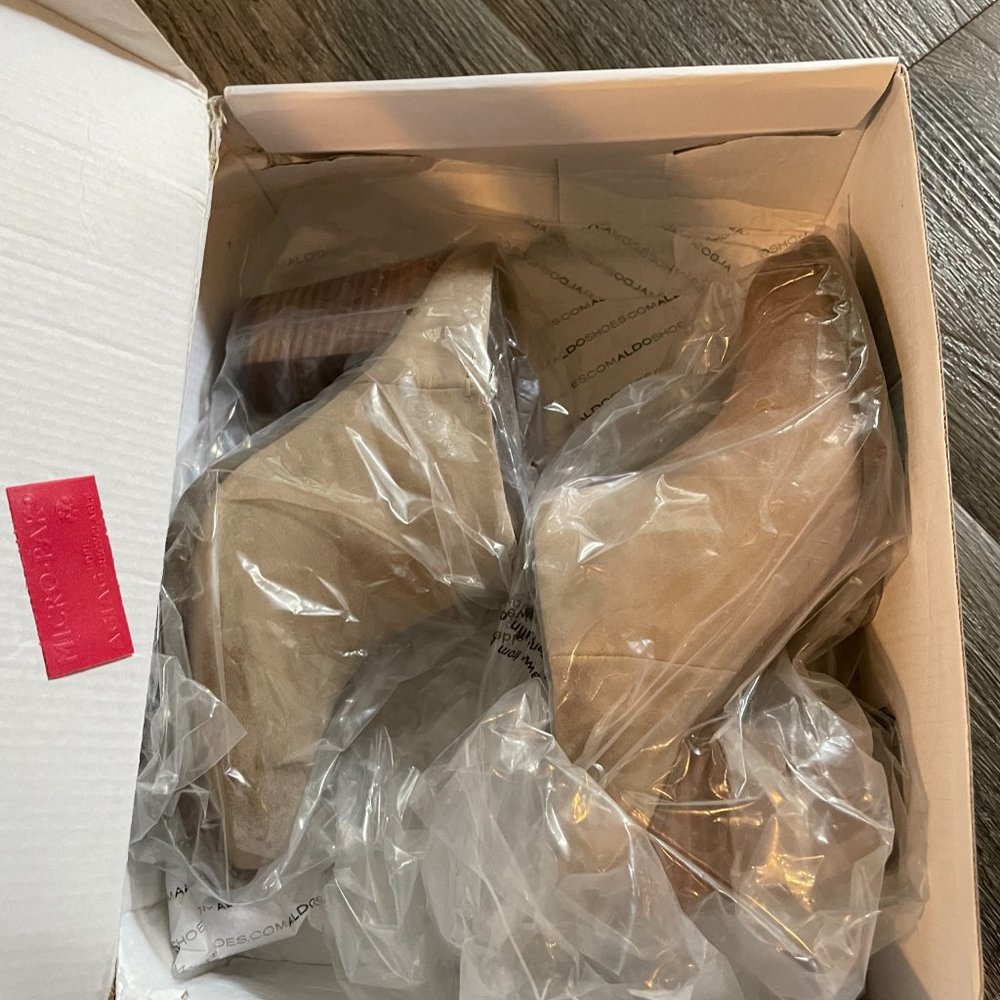 Like new ALDO Distressed Leather Mariotta boots botties mules 37/6.5 - Picture 13 of 13